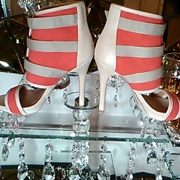 Heels - Picture 6 of 8